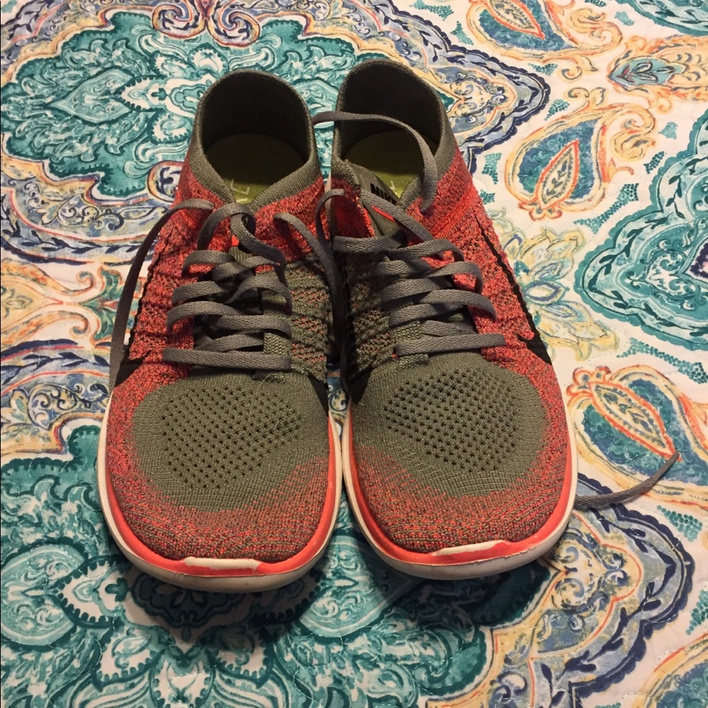 Nike flynit shoes